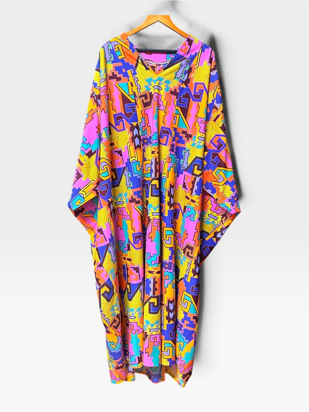 1970s vintage flowy caftan multicolored flowy geometric print